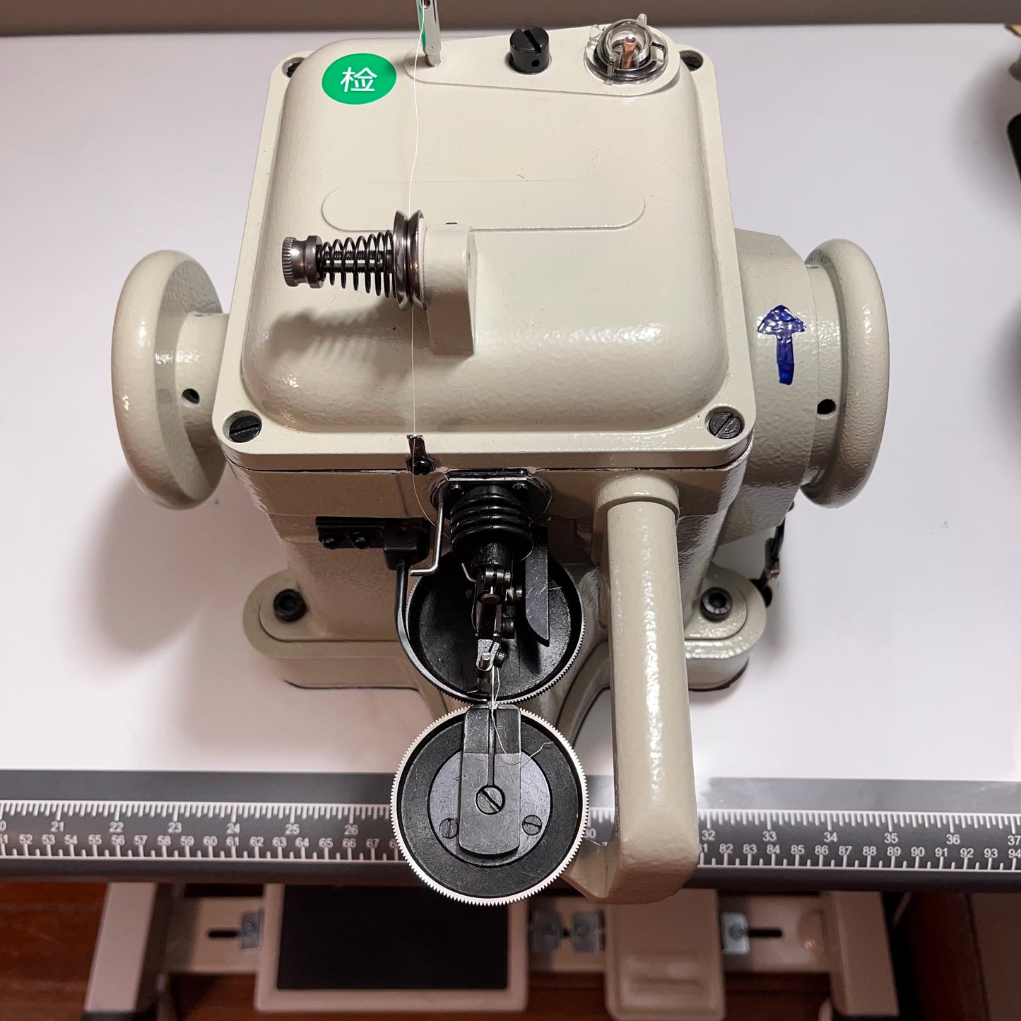 Fur Sewing Machine MC-202 PICKUP ONLY