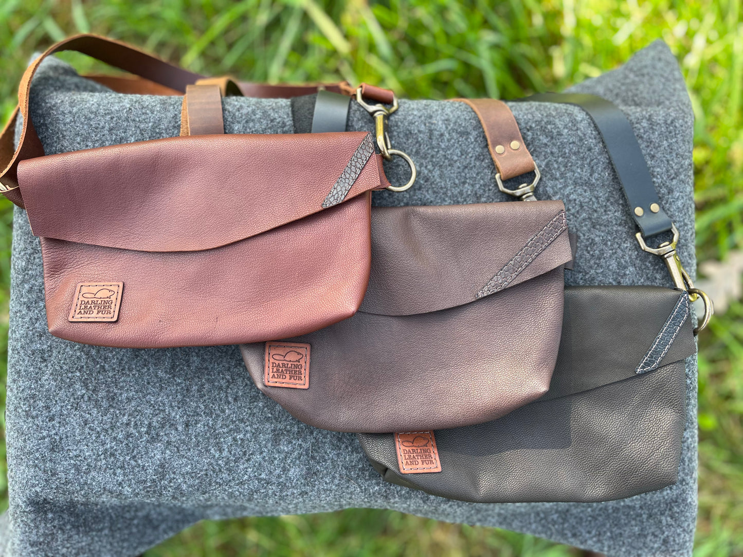 Hip Bag - Buckskin with Beavertail Accent