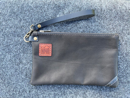 Wristlet Purse - Buckskin with Beavertail Accent